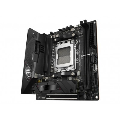 Scheda madre ASUS ROG STRIX B650E-I GAMING WIFI socket AM5