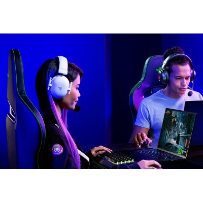 Headset Razer BlackShark V2 Pro Auricolare Wireless Bianco