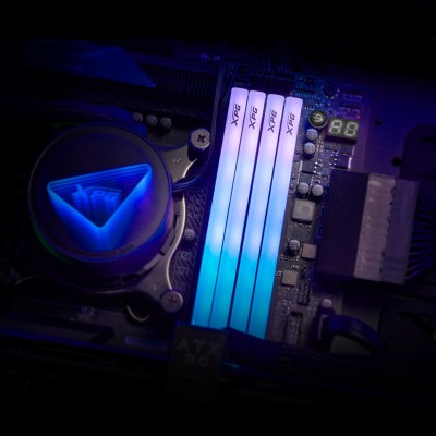 Ram ADATA XPG LANCER BLADE DDR5 6000Mhz 32GB (2X16) CL36 RGB XMP EXPO Bianco Ram ADATA XPG LANCER BLADE DDR5 6000Mhz 32GB (2X16) CL36 RGB XMP EXPO Bianco